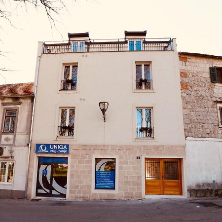 Marko&Luka Hotel Sinj Bagian luar foto