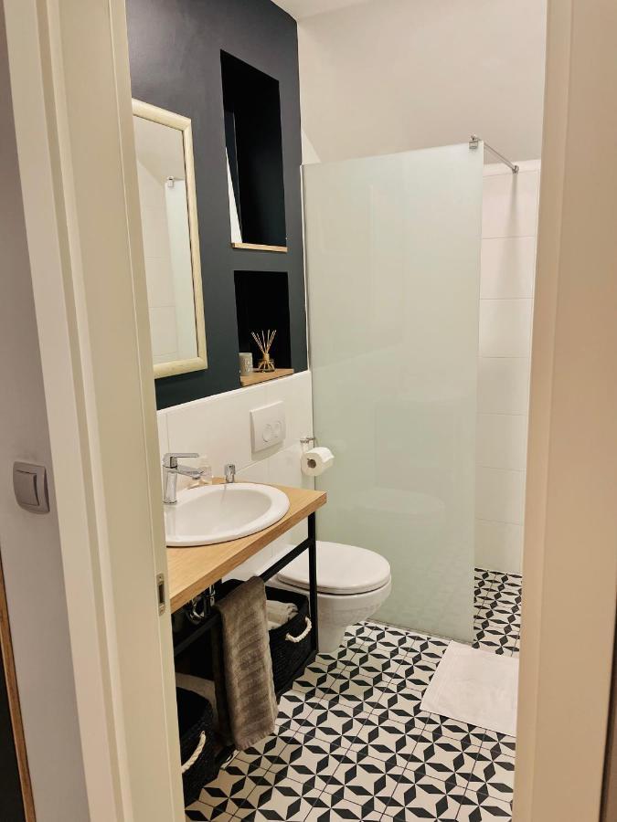 Marko&Luka Hotel Sinj Bagian luar foto